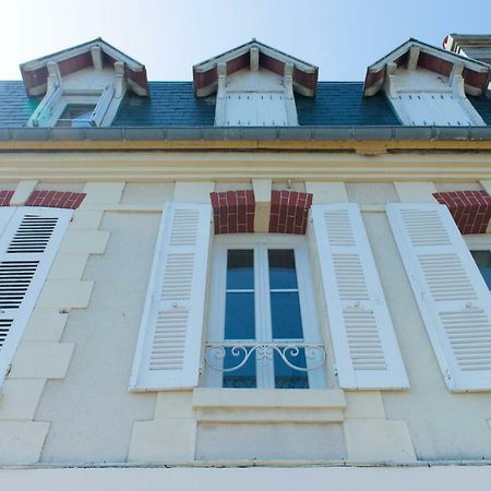 Villa Clarisse ドーヴィル エクステリア 写真